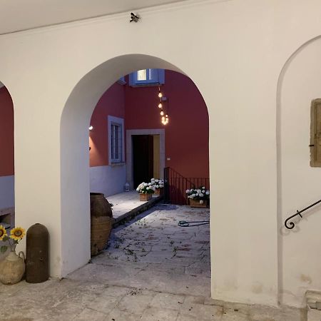 מלון Auletta Palazzo Gentilizio De Maffutiis מראה חיצוני תמונה