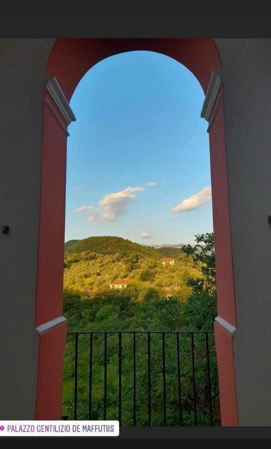 מלון Auletta Palazzo Gentilizio De Maffutiis מראה חיצוני תמונה
