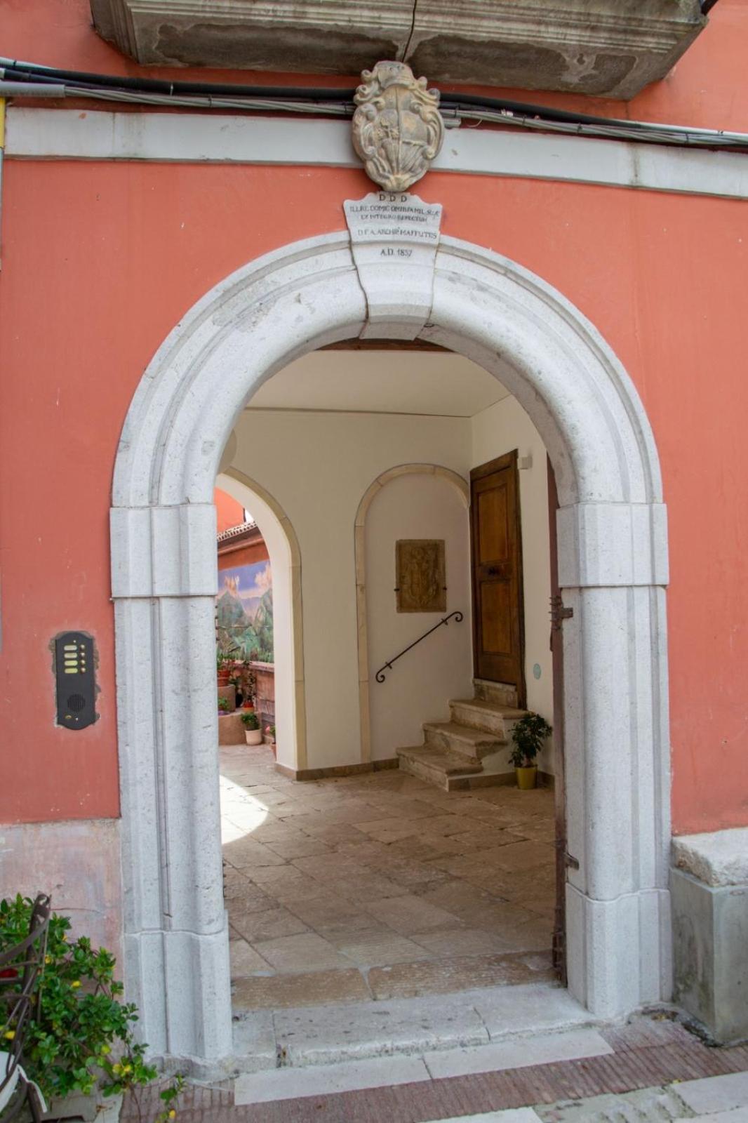 מלון Auletta Palazzo Gentilizio De Maffutiis מראה חיצוני תמונה