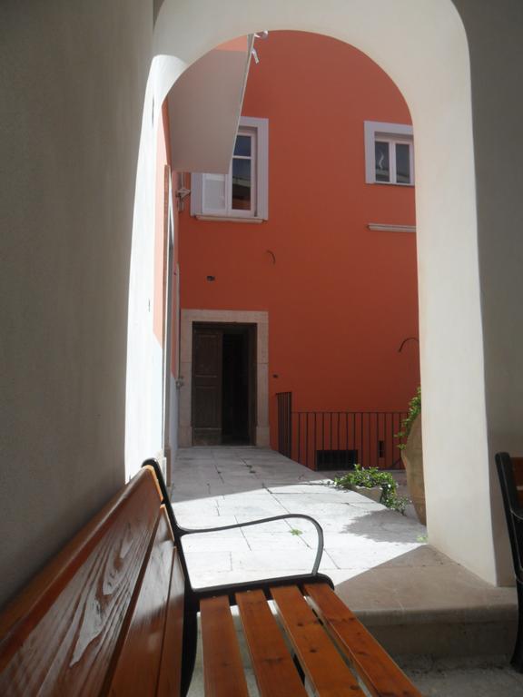 מלון Auletta Palazzo Gentilizio De Maffutiis מראה חיצוני תמונה