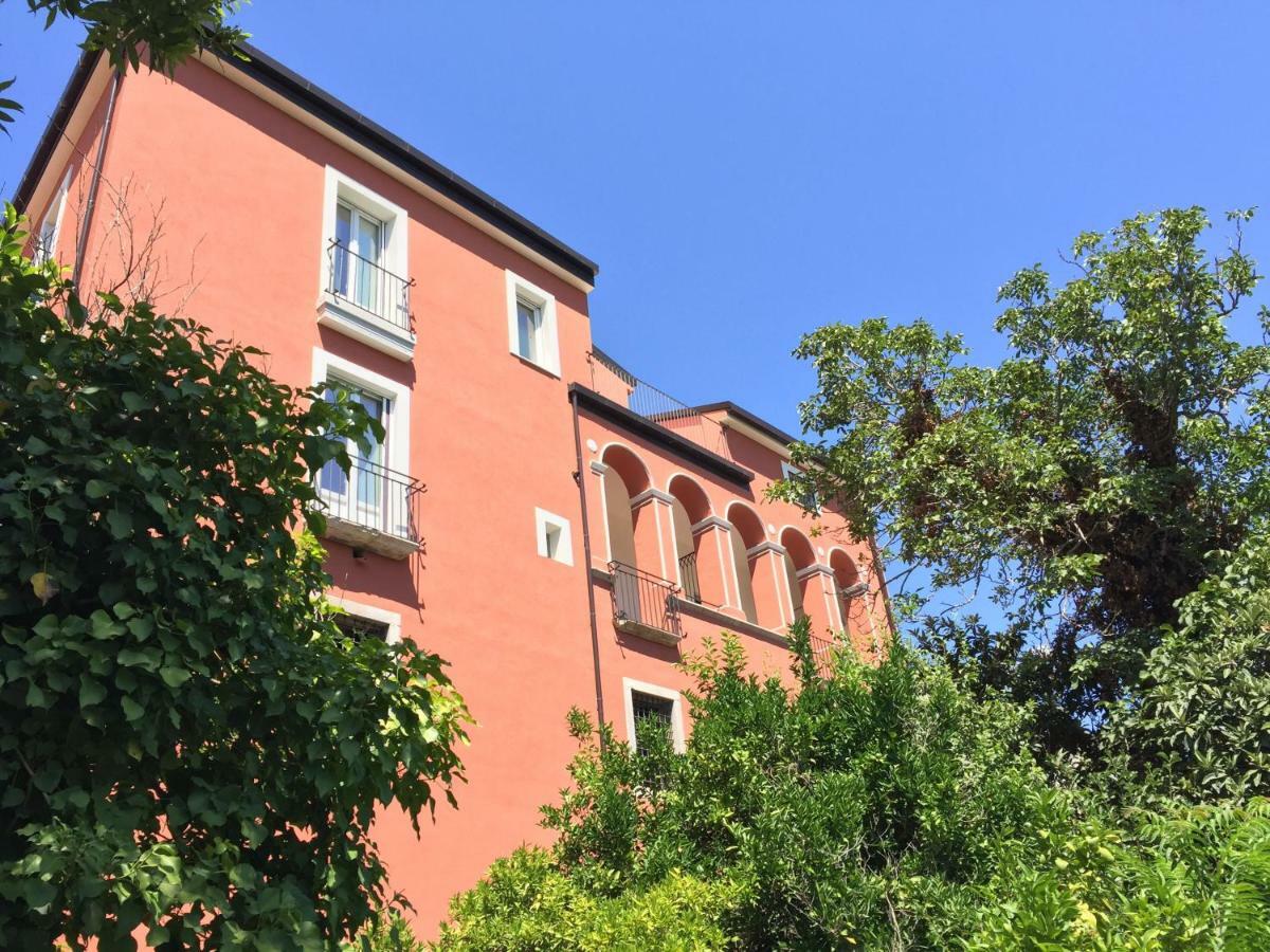 מלון Auletta Palazzo Gentilizio De Maffutiis מראה חיצוני תמונה